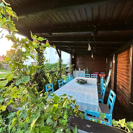 Rodart Morski Bed & Breakfast