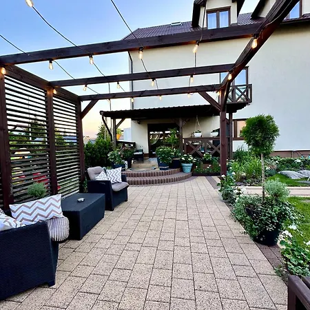 Rodart Morski Bed & Breakfast *